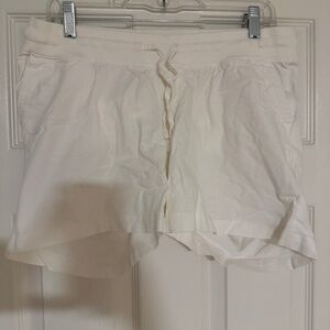 Maternity Under Belly Linen-Cotton Easy Shorts